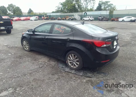 2014 Hyundai Elantra Se z USA, uszkodzony, nr VIN 5NPDH4AE4EH483031